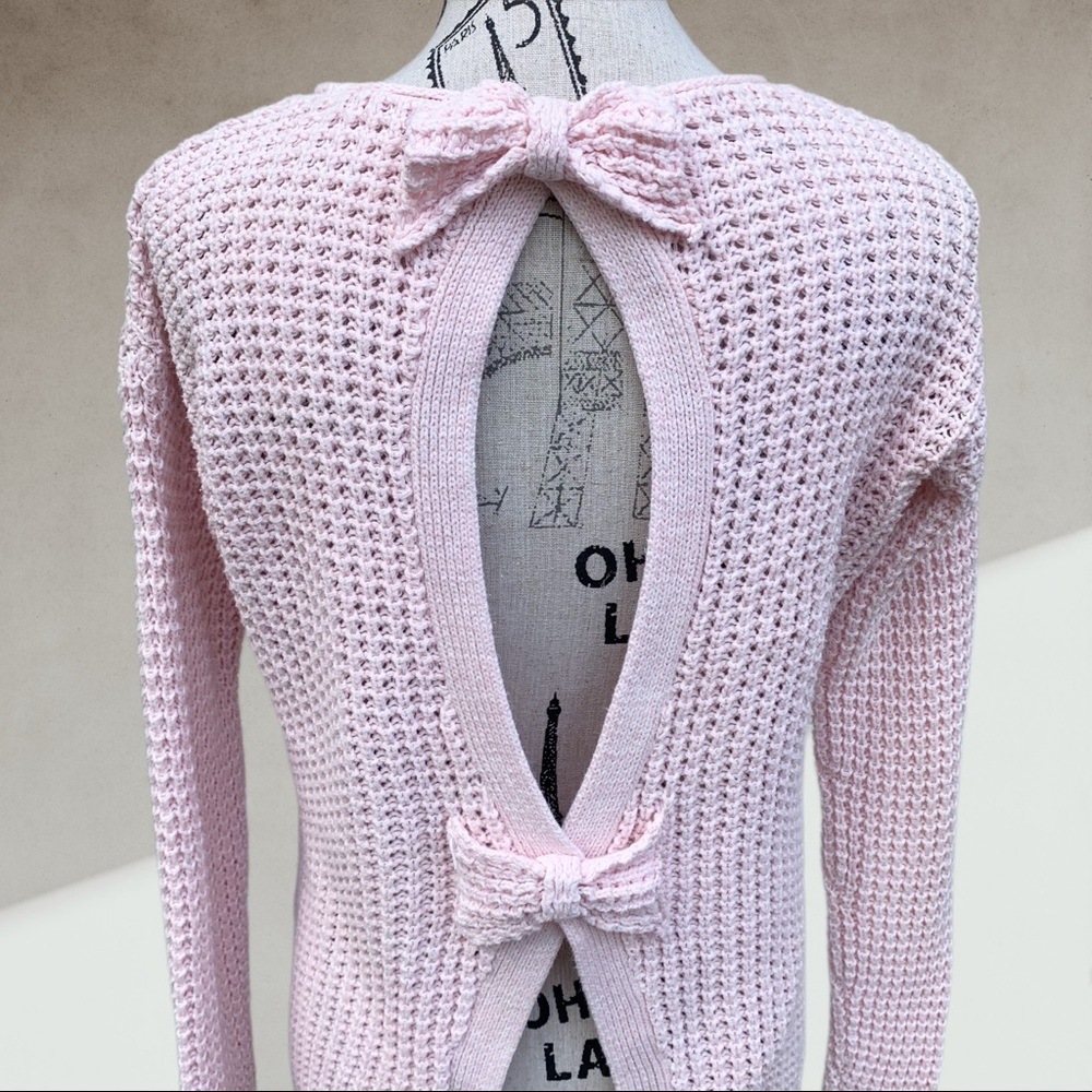 ๐ Pink double bow sweater XS-SMALL - Picture 2 of 7